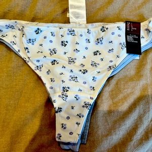 4 H&M thongs